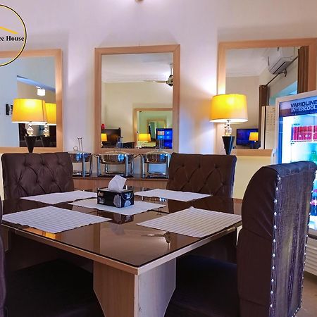 Grand Peace House I Bed & Breakfast Islamabad Ngoại thất bức ảnh