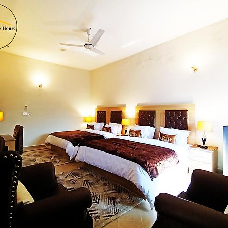 Grand Peace House I Bed & Breakfast Islamabad Ngoại thất bức ảnh