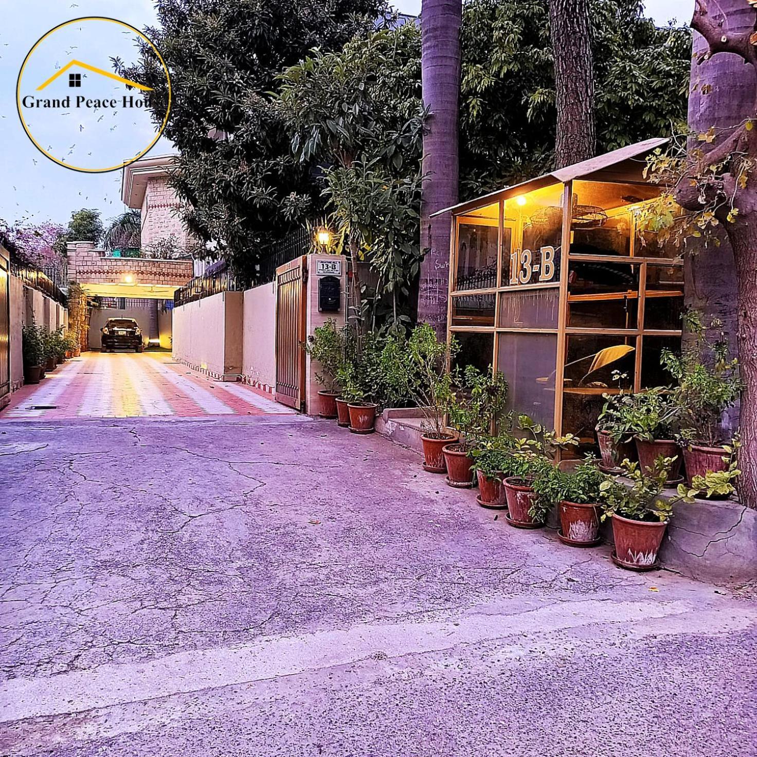 Grand Peace House I Bed & Breakfast Islamabad Ngoại thất bức ảnh
