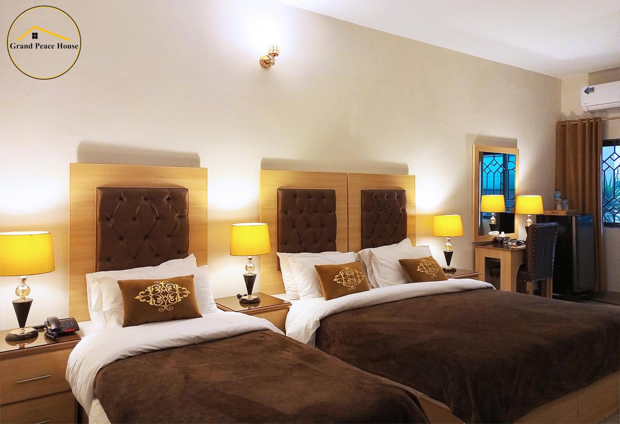 Grand Peace House I Bed & Breakfast Islamabad Ngoại thất bức ảnh