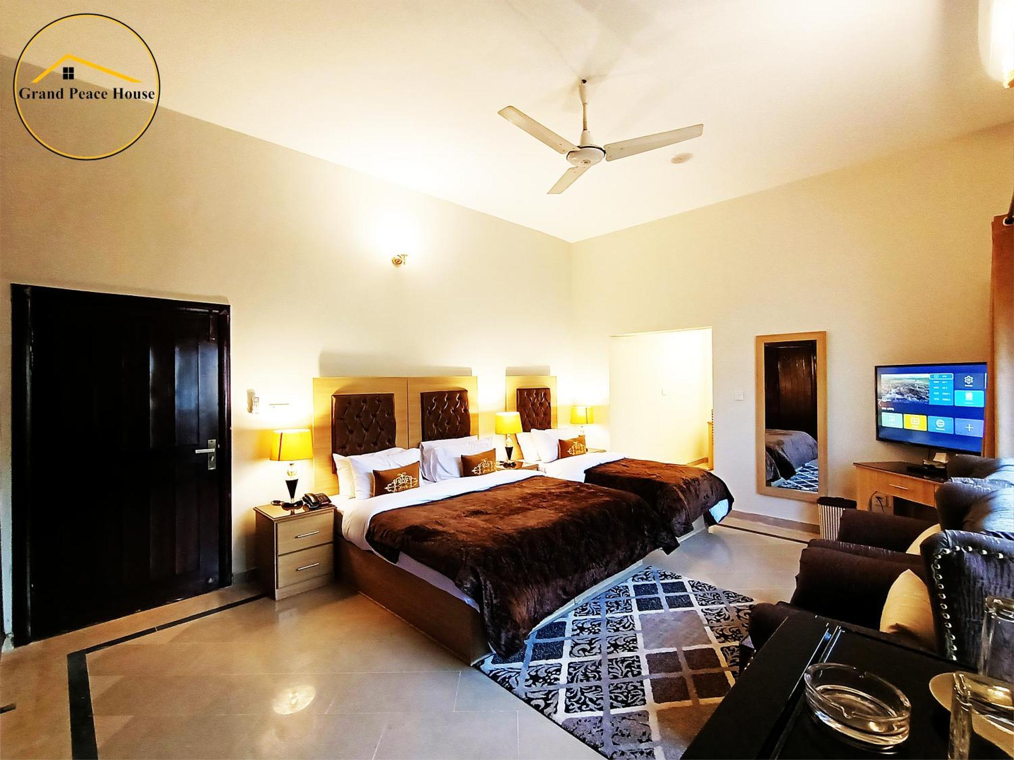 Grand Peace House I Bed & Breakfast Islamabad Ngoại thất bức ảnh