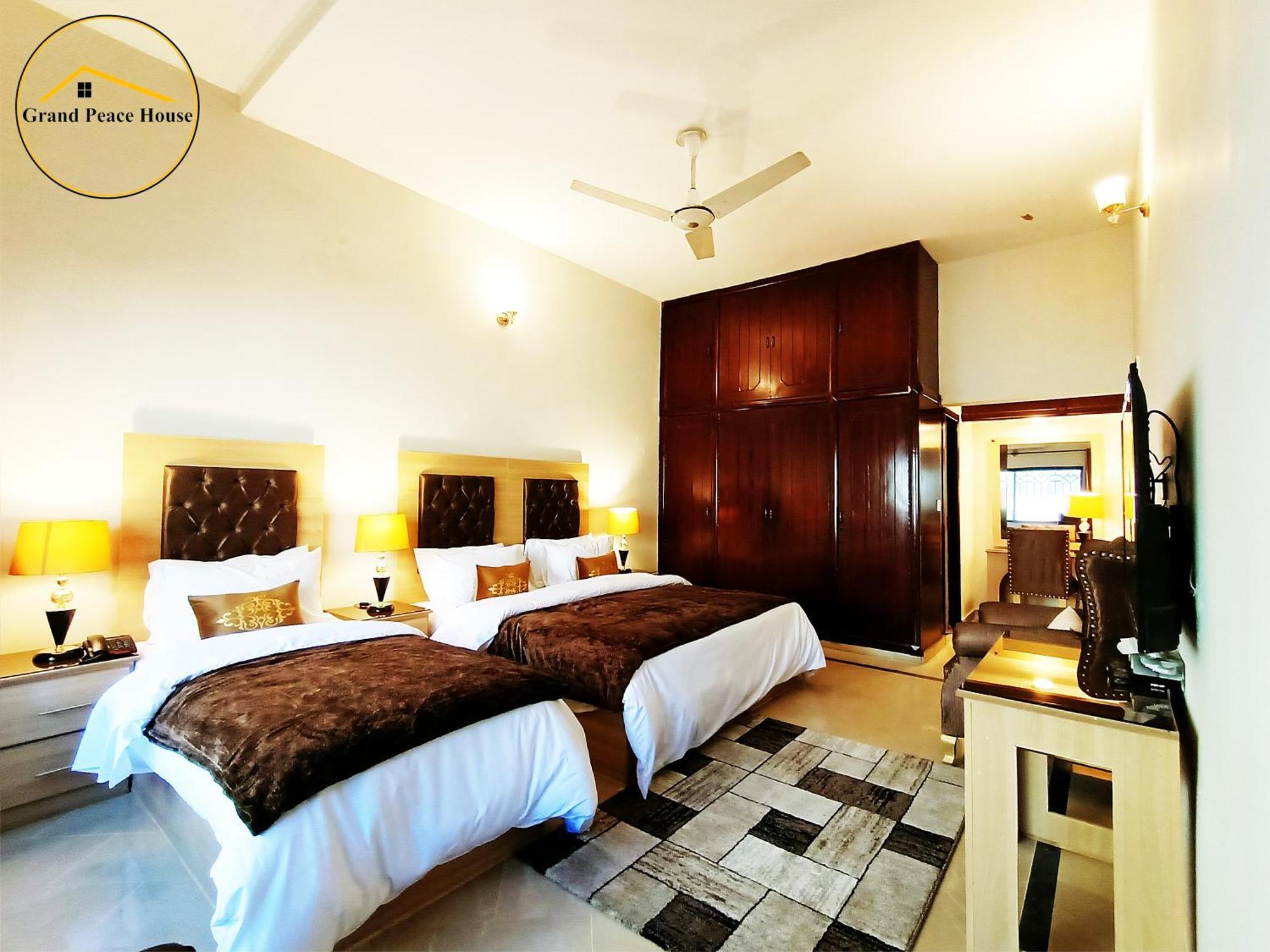 Grand Peace House I Bed & Breakfast Islamabad Ngoại thất bức ảnh