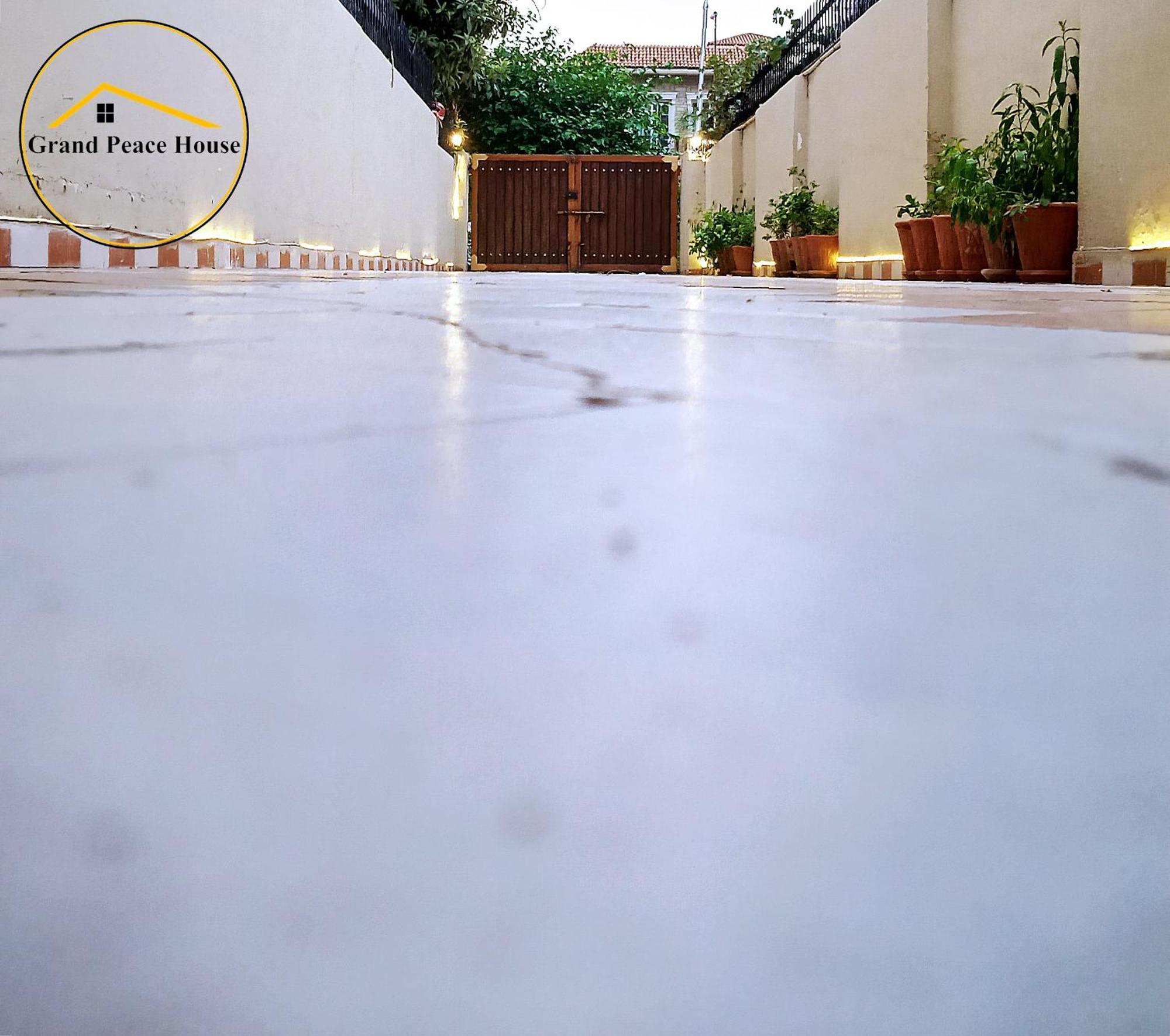 Grand Peace House I Bed & Breakfast Islamabad Ngoại thất bức ảnh