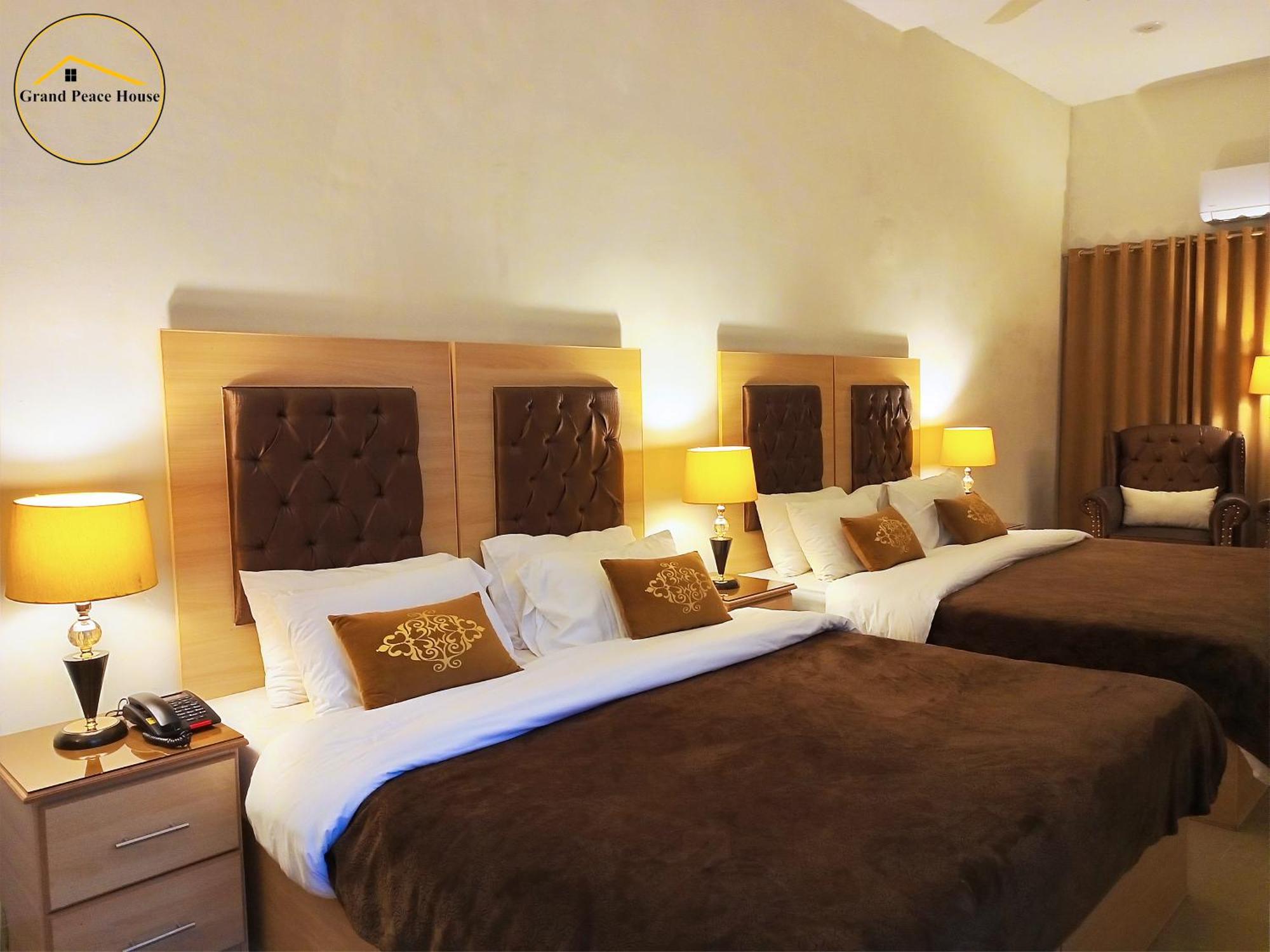 Grand Peace House I Bed & Breakfast Islamabad Ngoại thất bức ảnh