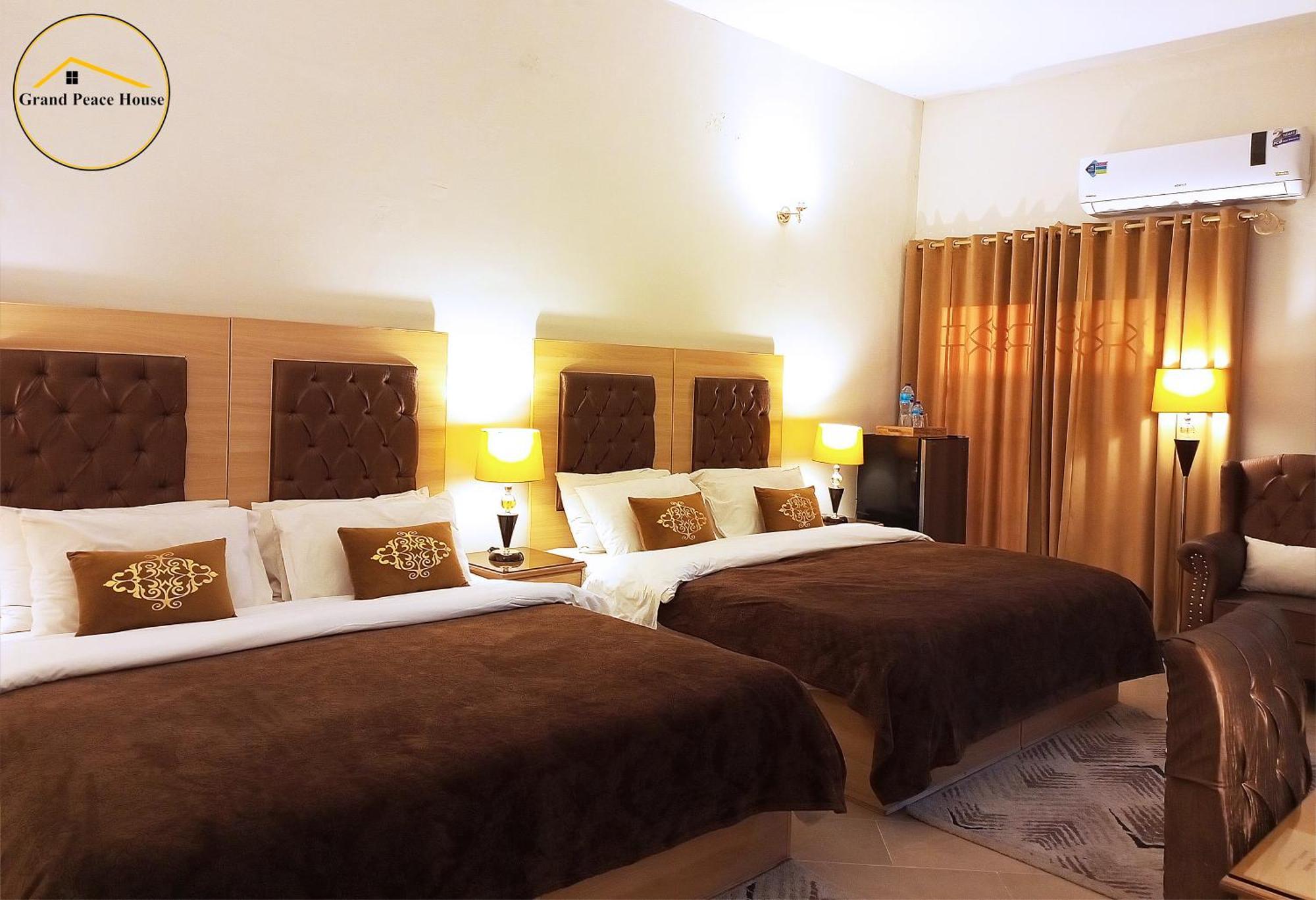 Grand Peace House I Bed & Breakfast Islamabad Ngoại thất bức ảnh
