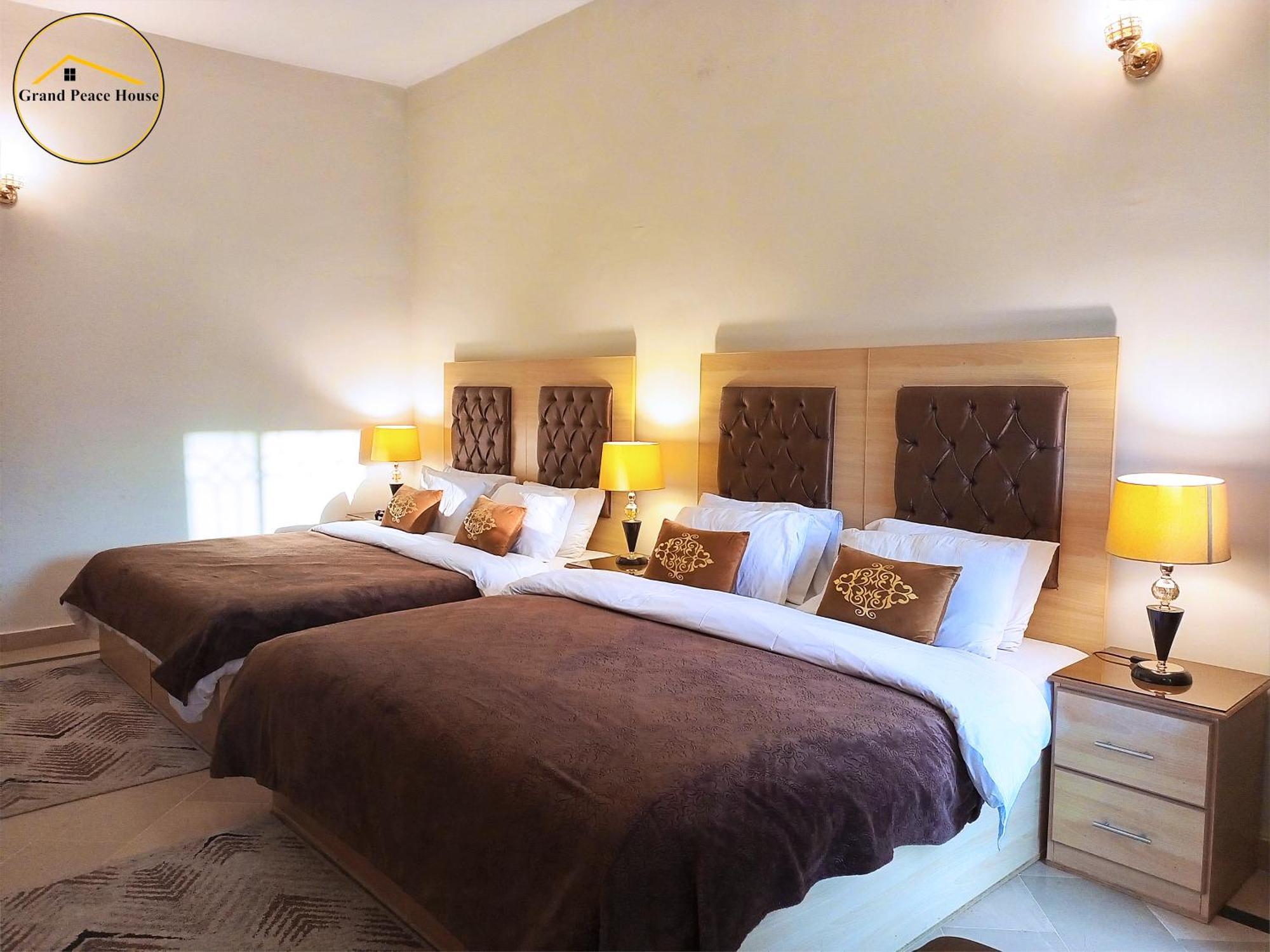 Grand Peace House I Bed & Breakfast Islamabad Ngoại thất bức ảnh